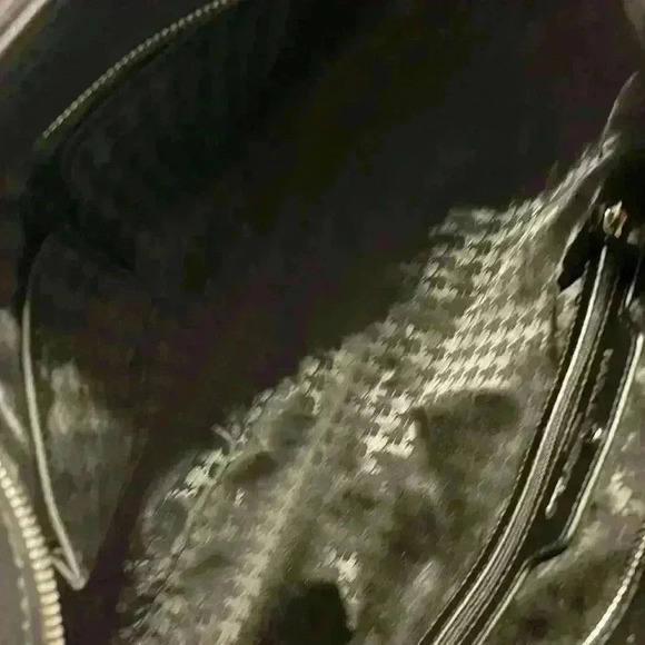 Karl Lagerfeld Quilted Tote w/ Coin Purse - Picture 5 of 8